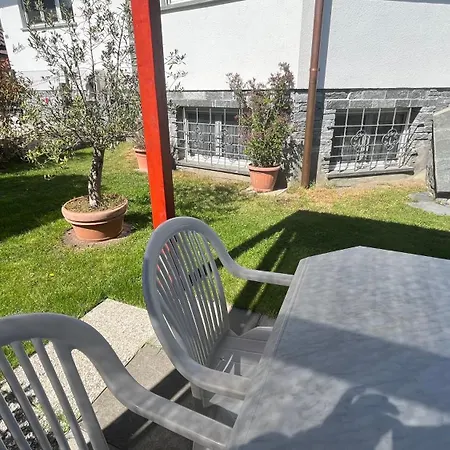 Casa Azalea * لوزون